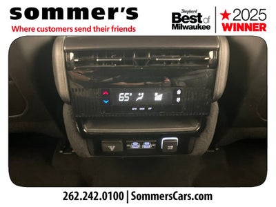 2023 Jeep Wagoneer Base