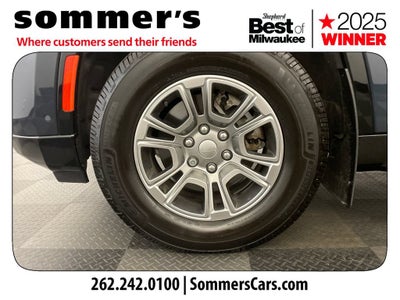 2023 Jeep Wagoneer Base