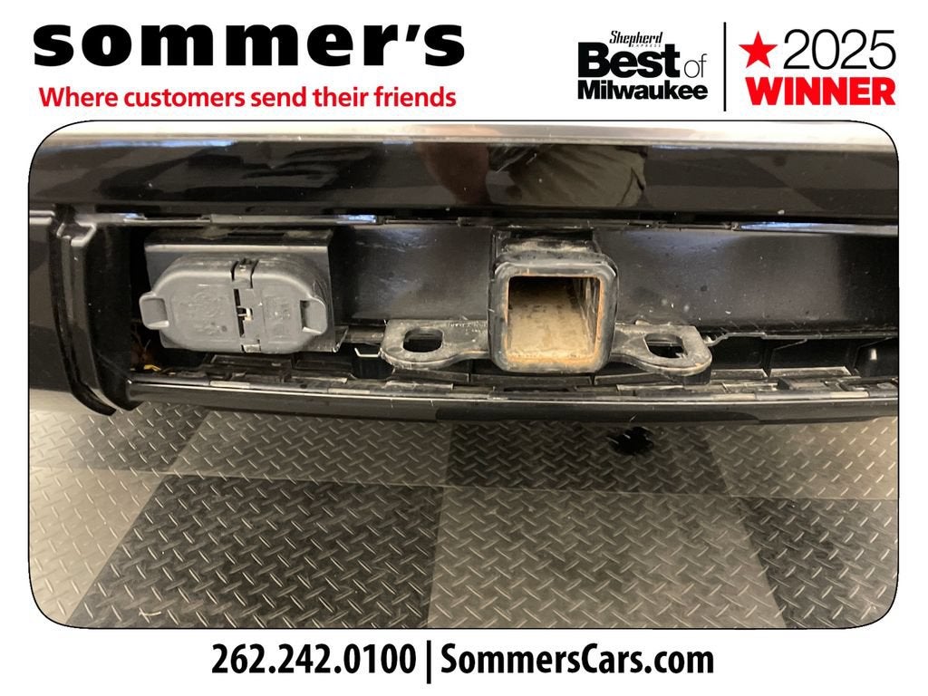 2023 Jeep Wagoneer Base
