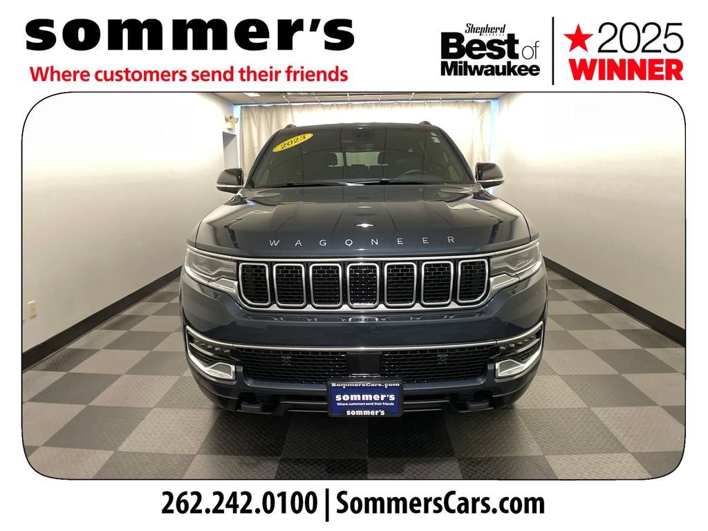 2023 Jeep Wagoneer Base