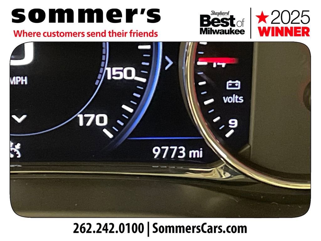 2023 GMC Acadia Denali