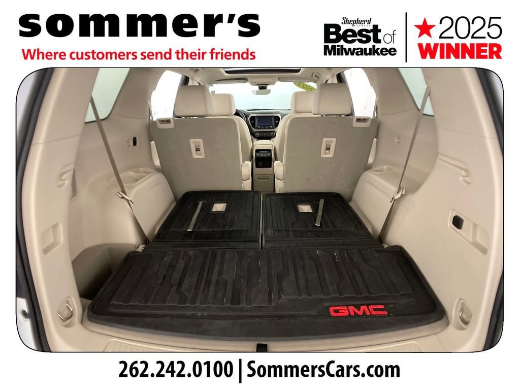 2023 GMC Acadia Denali
