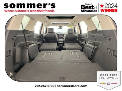 2023 GMC Acadia Denali