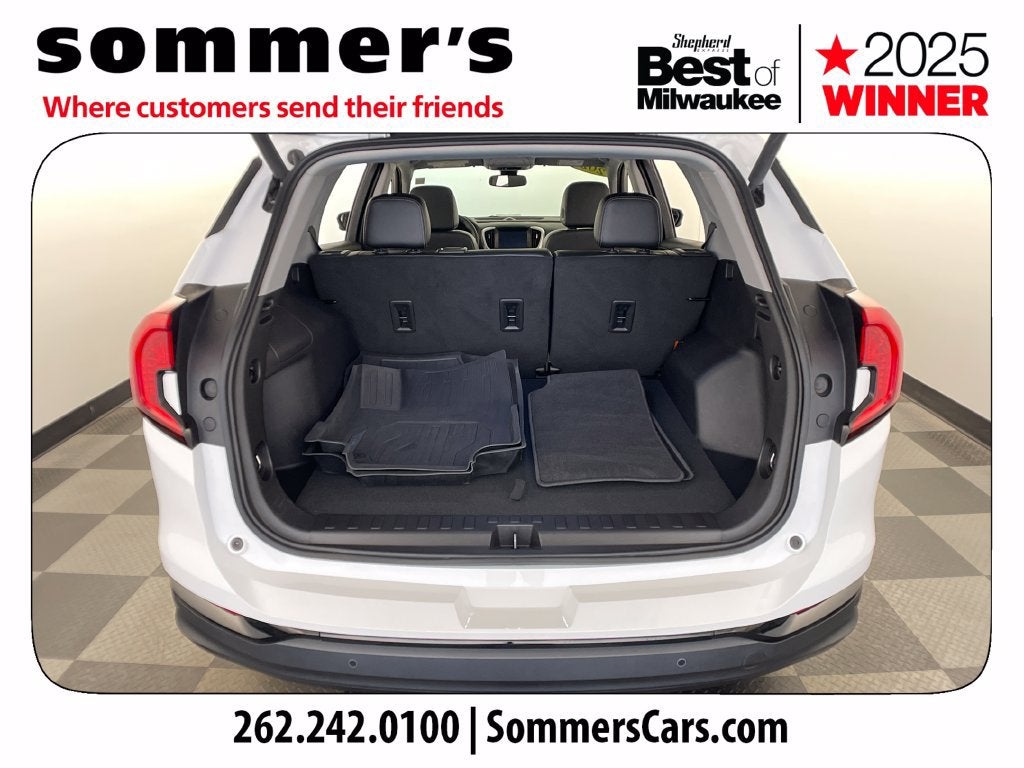 2024 GMC Terrain SLT