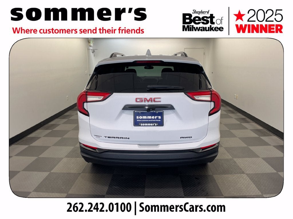 2024 GMC Terrain SLT