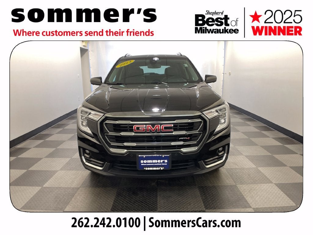 2023 GMC Terrain AT4