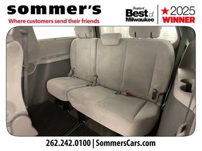 2015 Toyota Sienna LE AAS
