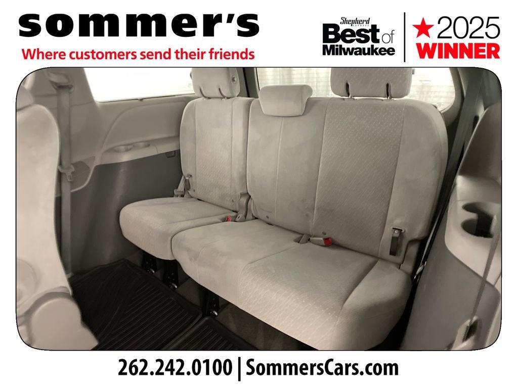 2015 Toyota Sienna LE AAS