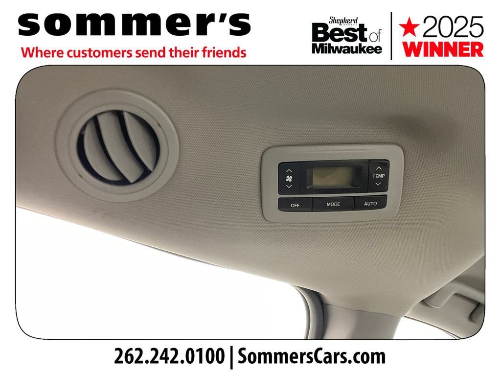 2015 Toyota Sienna LE AAS