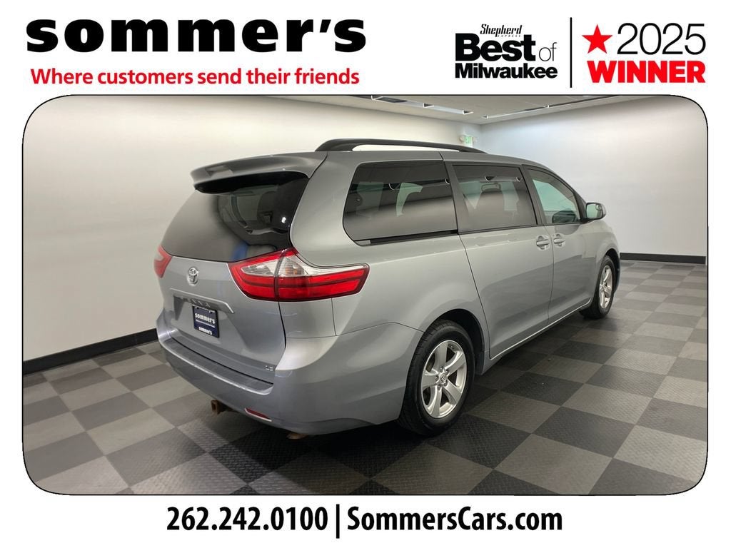 2015 Toyota Sienna LE AAS