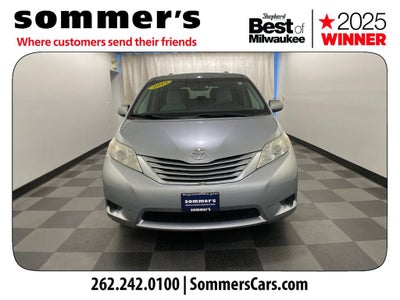 2015 Toyota Sienna LE AAS