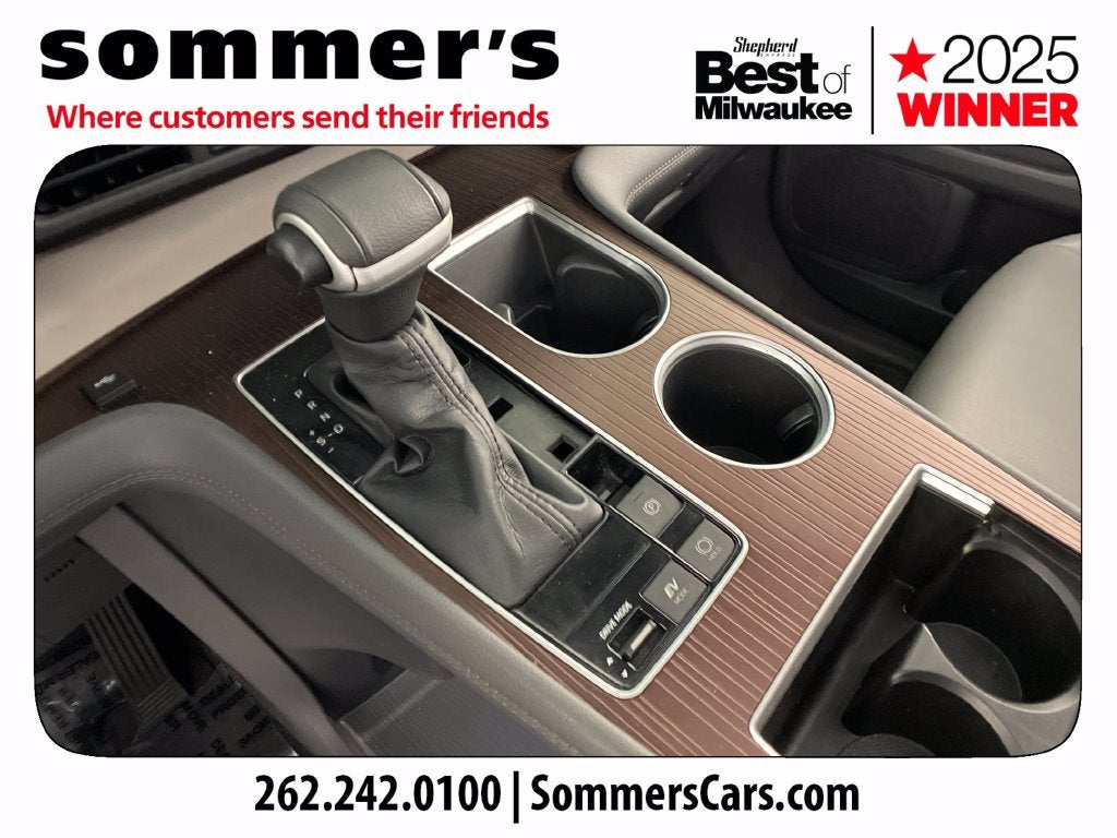 2022 Toyota Sienna XLE