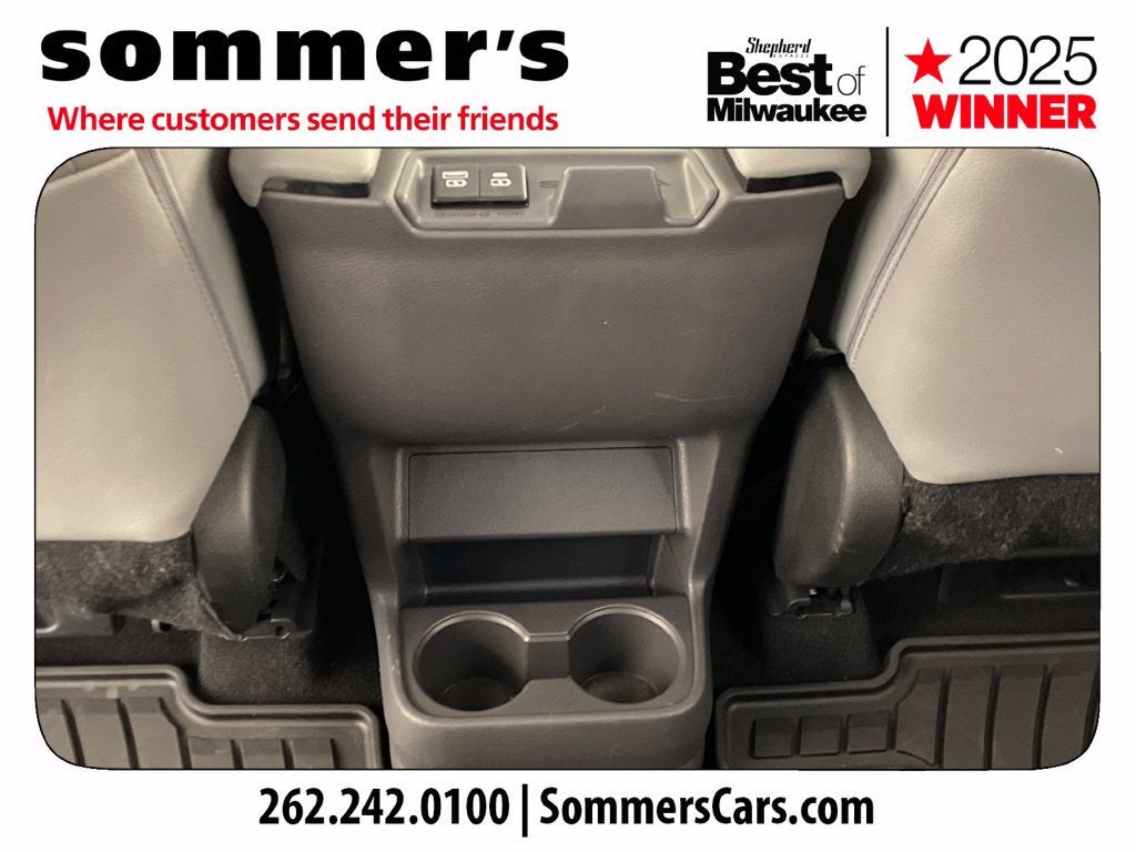 2022 Toyota Sienna XLE