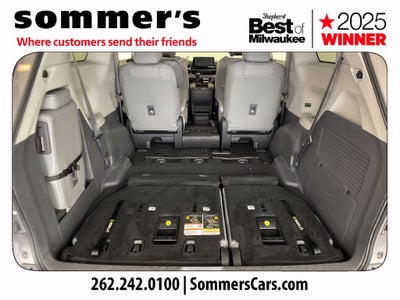 2022 Toyota Sienna XLE