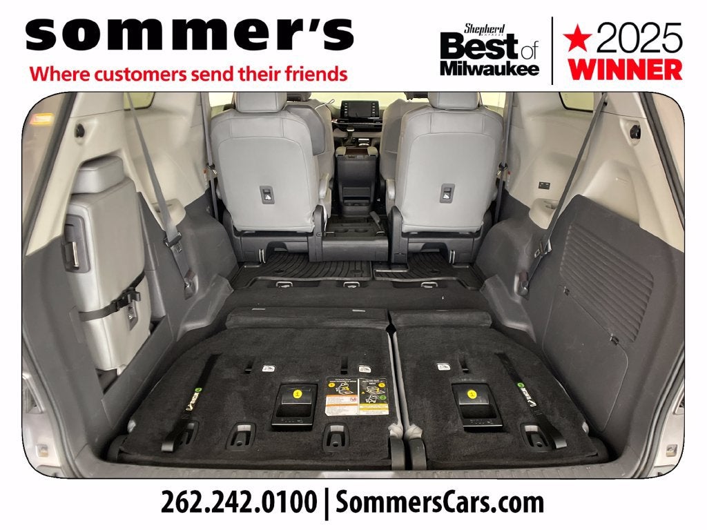 2022 Toyota Sienna XLE