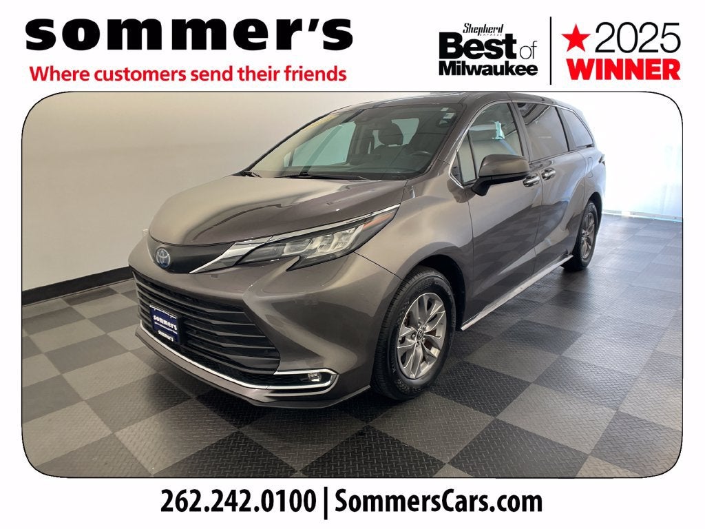 2022 Toyota Sienna XLE