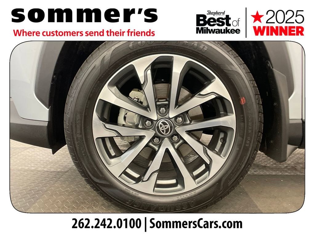 2025 Toyota Corolla Cross XLE