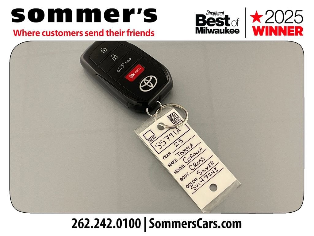 2025 Toyota Corolla Cross XLE