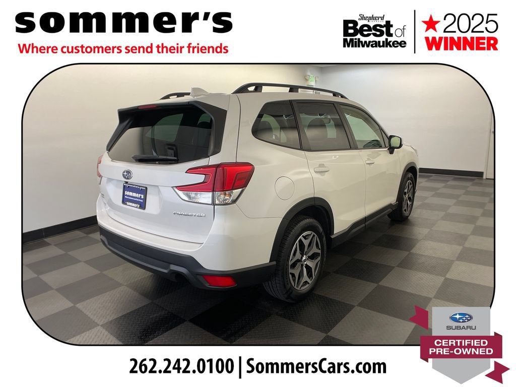 2023 Subaru Forester Premium
