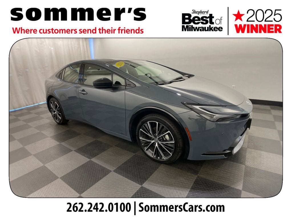 2023 Toyota Prius LE