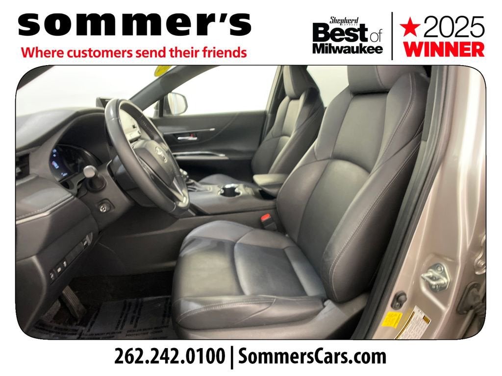 2022 Toyota Venza LE