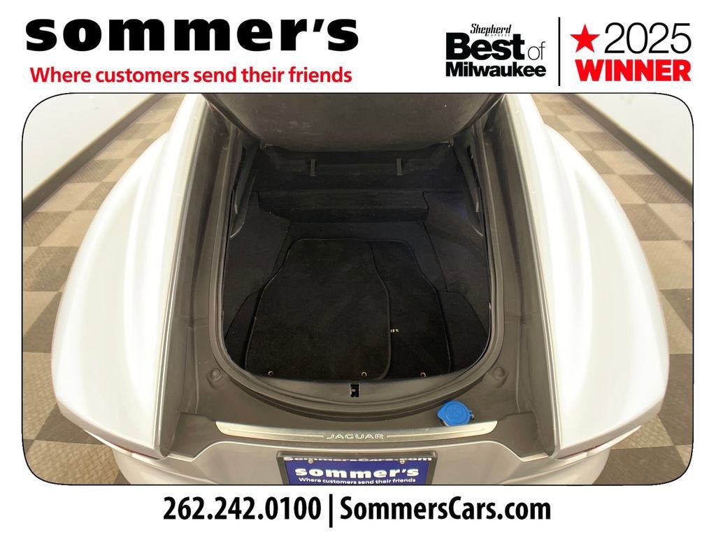 2019 Jaguar F-TYPE P300