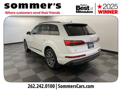 2022 Audi Q7 Premium Plus