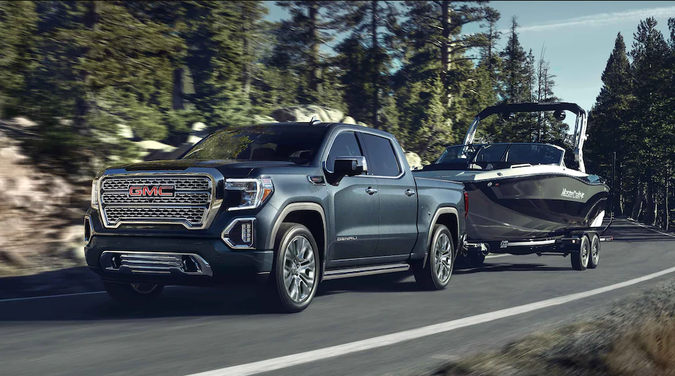 GMC Sierra 1500 Towing a boat